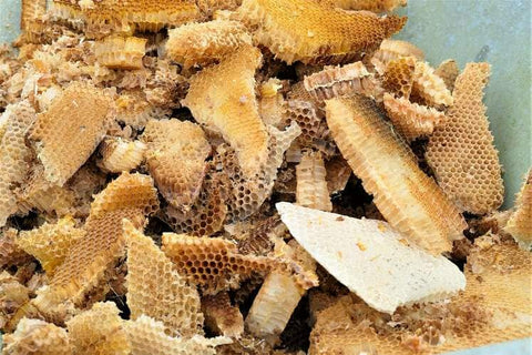 Premium Raw Beeswax from Foxadise Farms - A Natural Wonder