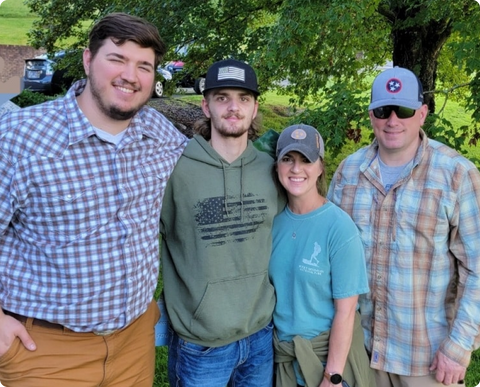 Foxadise Farms "About Us" family image